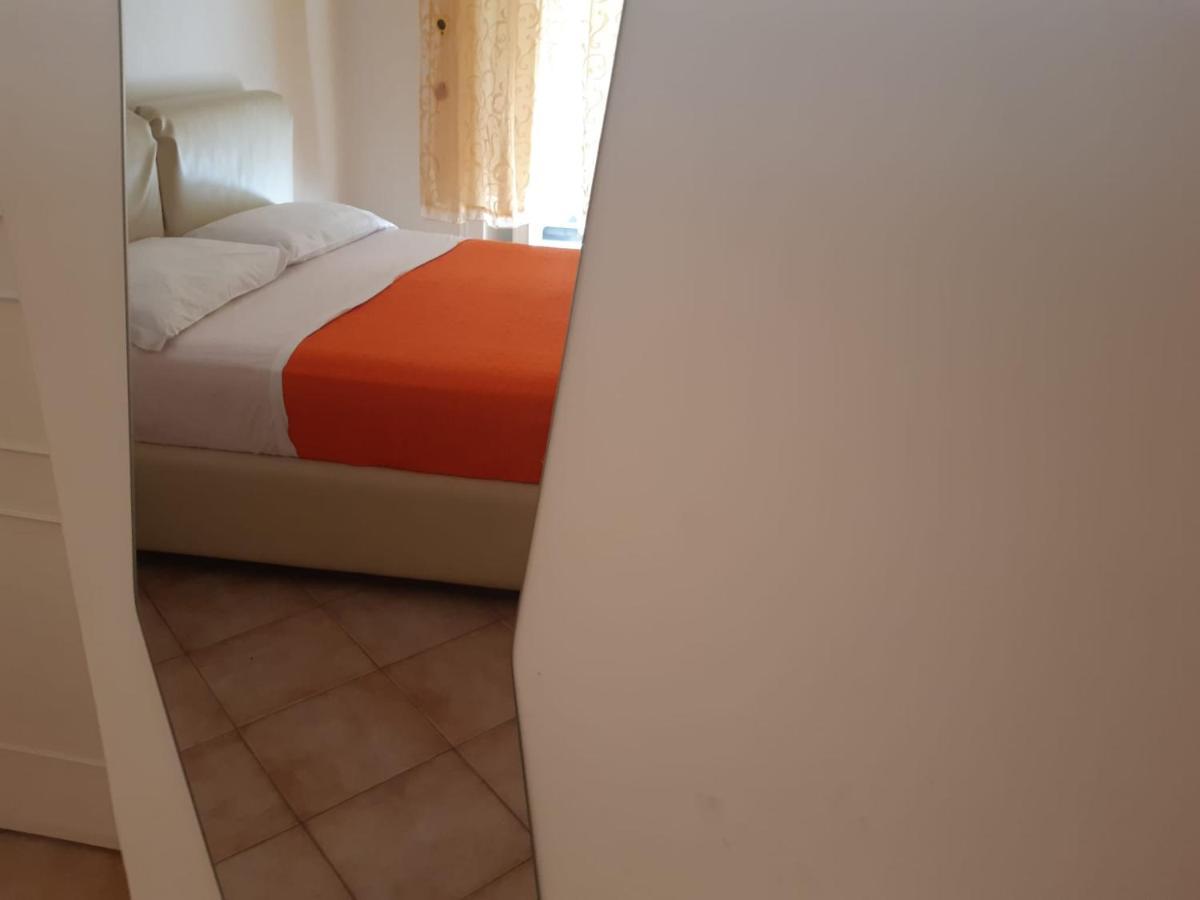 Relais Napoli Velata Bed and Breakfast Exteriör bild